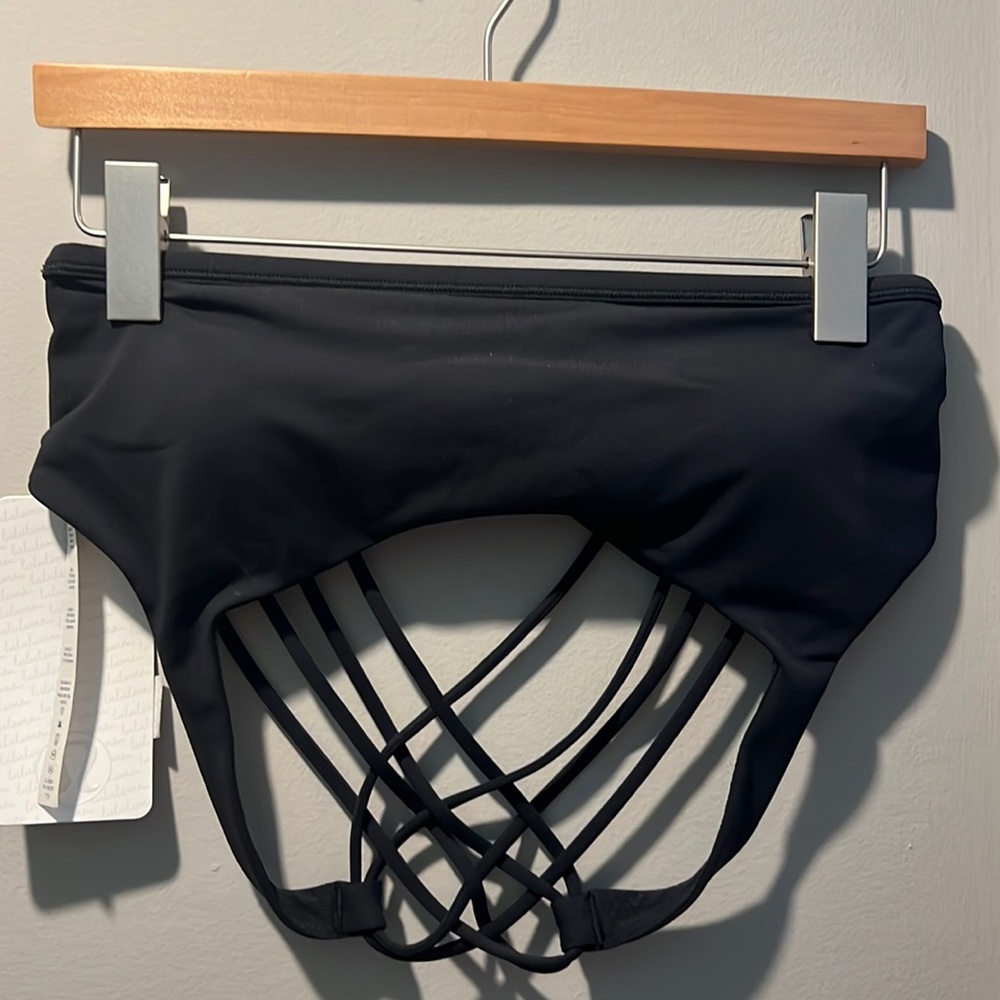 Lululemon Free to be Bra *Wild